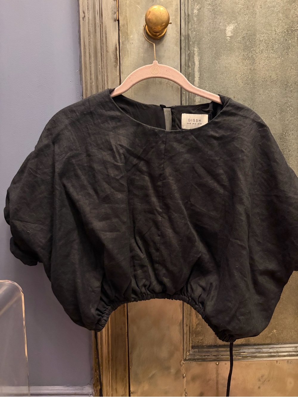 DISSH Black Cropped Balloon-Sleeve Top with Elastic Hem